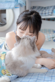 钱错顶哭滕瑞雨